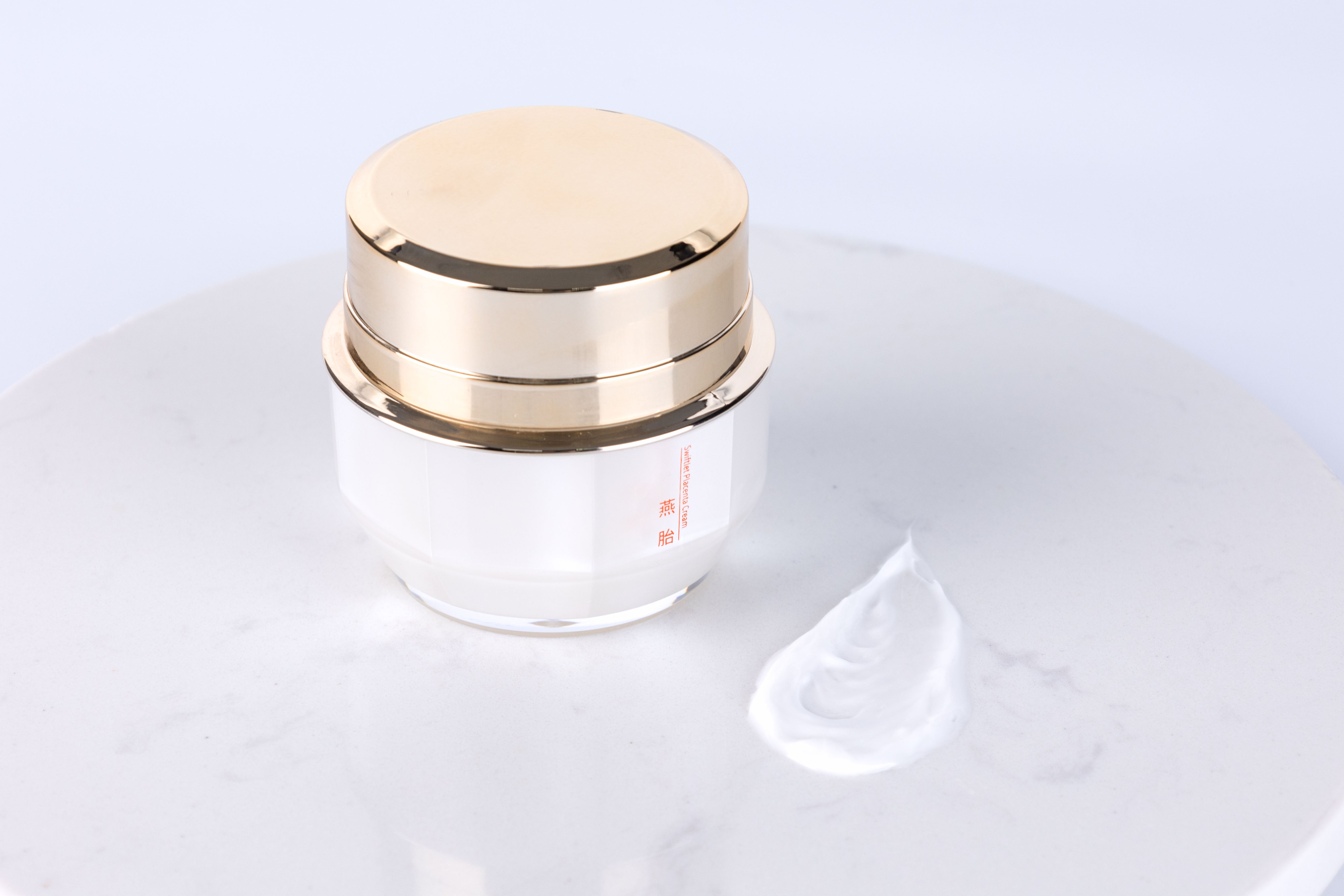 RN9N 抗皺緊緻眼霜 + RR1N 人蔘金燕窩胎盤膏 $328